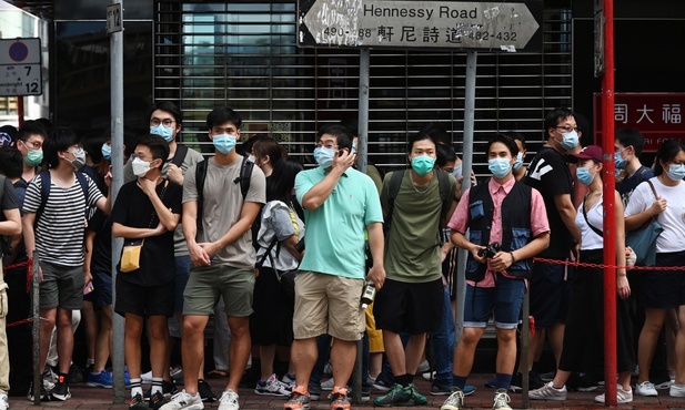 2,9 mln mieszkańców Hongkongu zyska prawo do osiedlenia się w W. Brytanii