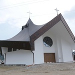 Budowa kościoła w Gołkowicach