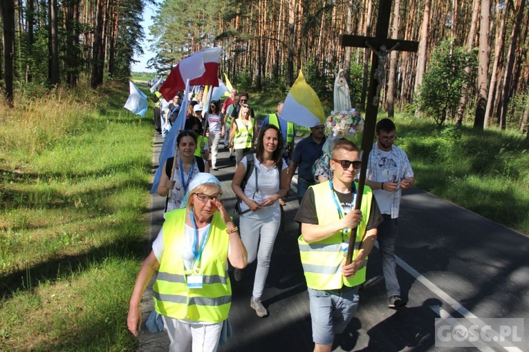 Pielgrzymka w pierwszą sobotę miesiąca do sanktuarium Matki Bożej Rokitniańskiej