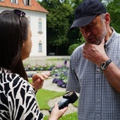 Dziennikarka Radia Łódź Agata Gwizdała i Piotr Fronczewski w pałacu w Nieborowie opowiadają, jak powstawała "Akademia Pana Kleksa".