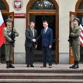 Sekretarz McCarthy: Wojska USA w Polsce zwiększają potencjał NATO