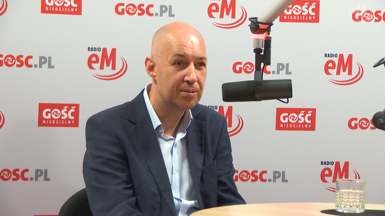 Dr hab. Tomasz Kubin, prof. UŚ Prof. Tomasz Kubin: Samymi sankcjami Zachód nie zmusi Rosji do rozmów