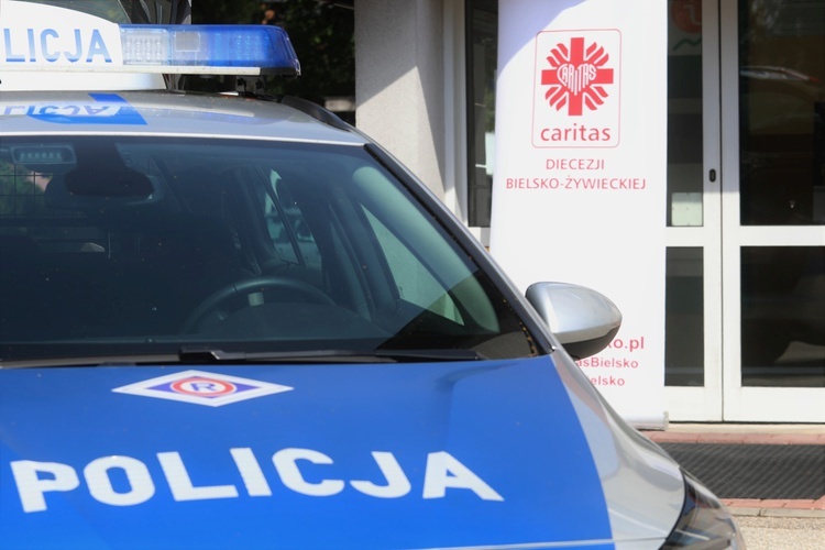Akcja Policji i Caritas - ze św. Krzysztofem - w Bielsku-Białej 2020