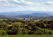 Lutowiska. Panorama bieszczadzkich szczytów.