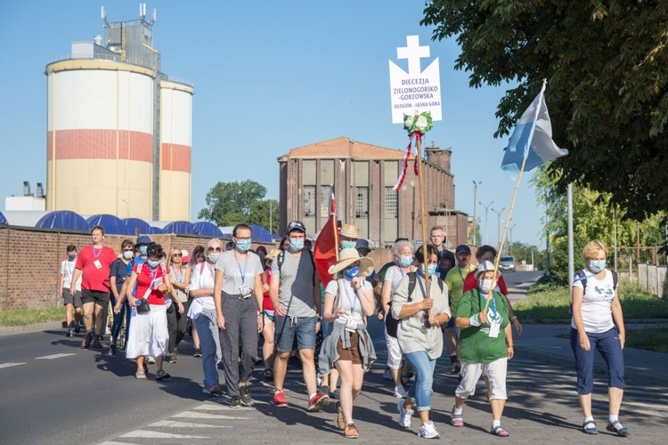 Jednodniowa Piesza Pielgrzymka z Głogowa do Piersnej - cz. II