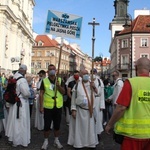 Msza św. na rozpoczęcie 309. WPP. Pątnicy ruszyli za oficjalną pielgrzymką