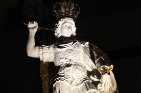 Nawiedzenie figury św. Michała Archanioła w Żarach