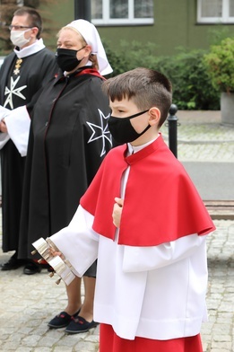 Odbudowując świat po pandemii trzeba pamiętać o ubogich