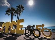 Tour de France - w strefie czerwonej "za zamkniętymi drzwiami"