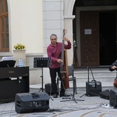 Koncert jazzowy w Dzikowie