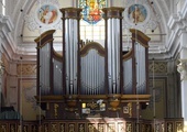 52-głosowe organy opoczyńskiej kolegiaty są największym instrumentem w diecezji.