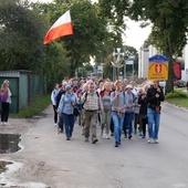 Pątnicy z Gdyni idą do Swarzewa po raz 34.