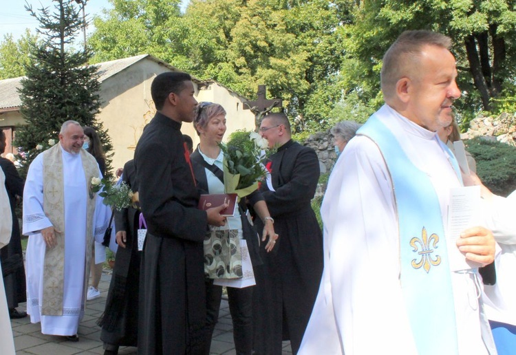 Śluby zakonne u kamilianów w Taciszowie  