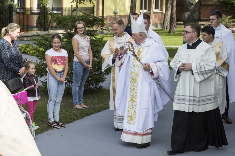 Konsekracja świątyni w Ostrówku