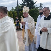 Jubileusz trzcianeckich saletynów, cz. 1