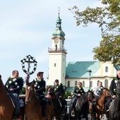 Procesja konna ze Zmartwychwstałym