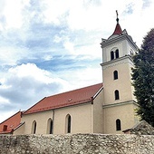 Kościół św. Franciszka z Asyżu powstał w I połowie XIII w.  jako budowla romańska.