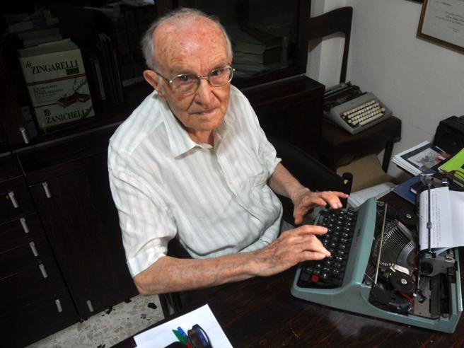 96-letni Giuseppe Paternò obronił pracę magisterską z historii i filozofii w lipcu br.