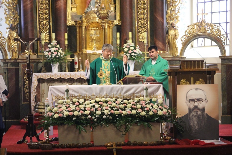 Wprowadzenie relikwii św. Maksymiliana Marii Kolbe w Górze św. Małgorzaty