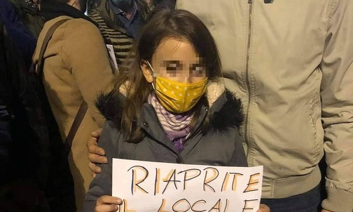 Protesty od Turynu po Neapol