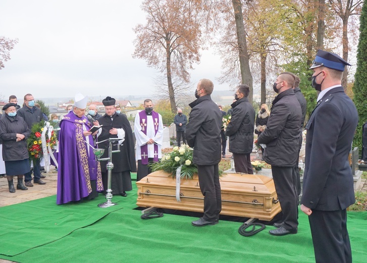 Pogrzeb ks. Andrzeja Bartysiewicza 