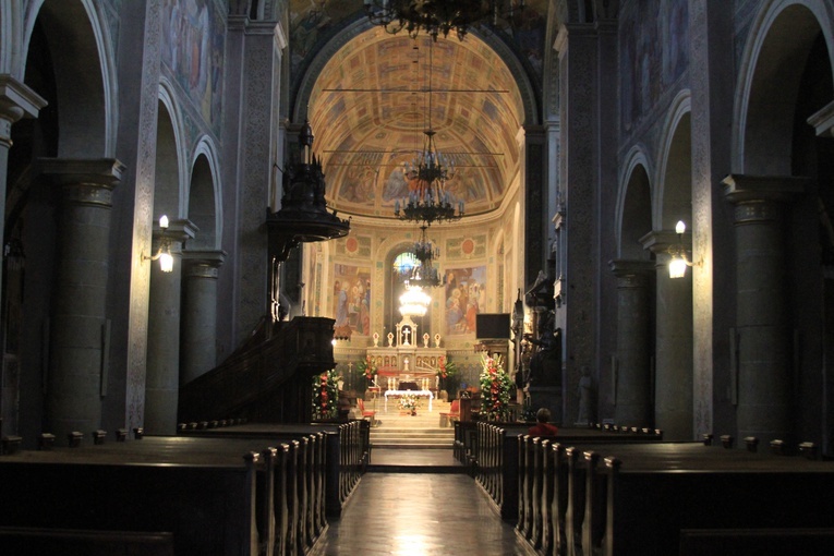 8 listopada przypada rocznica poświęcenia bazyliki katedranej w Płocku.