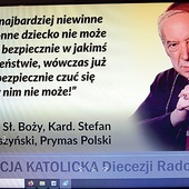 ▲	Jeden z billboardów ze słowami Prymasa Tysiąclecia.