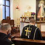 Płock. Relikwie św. s. Faustyny dla Rycerzy Jana Pawła II