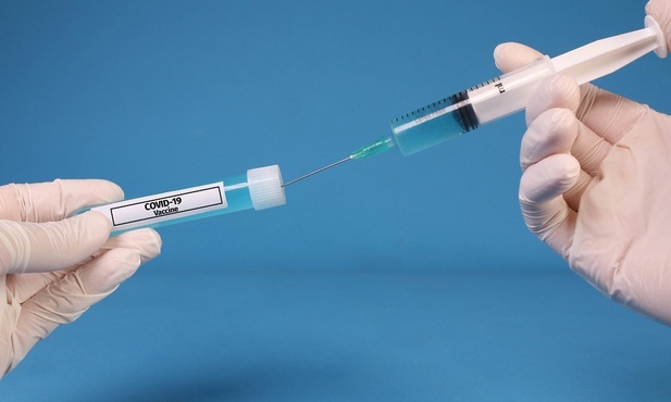 Premier Morawiecki mówi, jak będzie wyglądała akcja szczepienia Polaków na koronawirusa