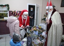 Na wszystkie dzieci czekały okazałe paczki, przygotowane przez bielsko-żywiecką Caritas i Towarzystwo Pomocy im. św. Brata Alberta w Bielsku-Białej.