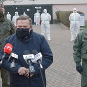 O pomocy żołnierzy w czasie pandemii mówił wiceminister Wojciech Skurkiewicz.