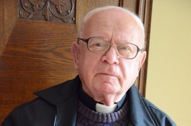 Ks. Grzegorz Pawłowski w latach 70. wyjechał do Izraela.