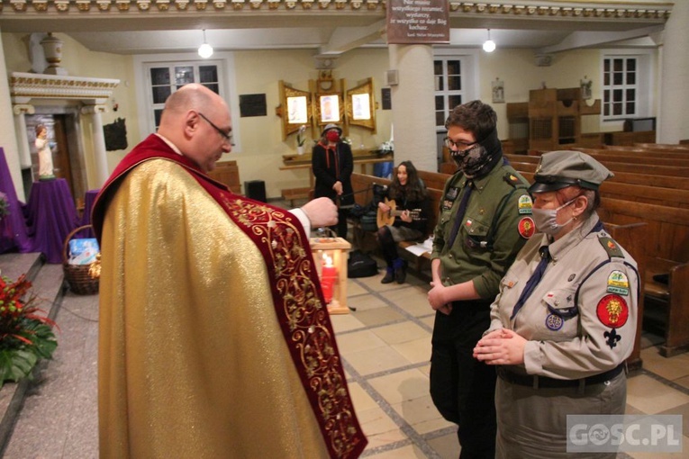 Przekazanie Betlejemskiego Światła Pokoju