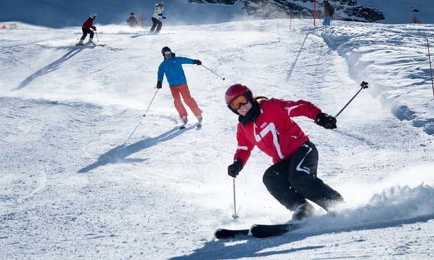 Wyciągi narciarskie zamknięte niemal w całej Europie, otwarte w Szwajcarii, Czechach i na Słowacji