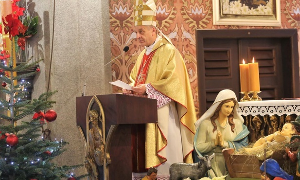 Bp Roman Pindel wygłosił noworoczną homilię w koromowickiej świątyni św. Jana Chrzciciela.
