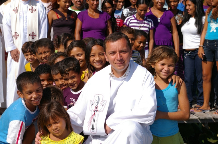 Zakończyła się 10-letnia posługa ks. Tomasza Atłasa jako dyrektora krajowego Papieskich Dzieł Misyjnych