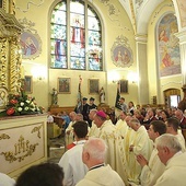 	W 2019 roku bp Andrzej Jeż zawierzył diecezję tarnowską opiece Oblubieńca Maryi. 