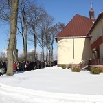 Pogrzeb śp. ks Mariana Kopcia - pochówek na cmentarzu