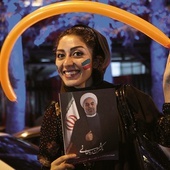 W 2015 r. na ulicach miast Irańczycy świętowali podpisanie porozumienia nuklearnego.