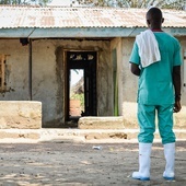 6 krajów Afryki zagrożonych epidemią eboli