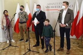 Polskie państwo zdecydowało, że nie wyda rodziców ani 8-letniego Martina władzom holenderskim