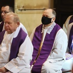 Pokutna modlitwa kapłanów w Kalwarii Zebrzydowskiej
