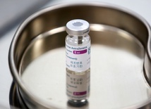 EMA wyda w czwartek zalecenia w sprawie szczepionki firmy AstraZeneca