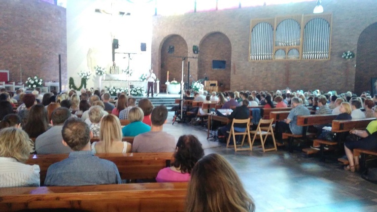 Modlitwa o uzdrowienie - konferencja w Gliwicach