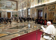 Fracniszek podczas spotkania z przedstawicielami włoskiej Akcji Katolickiej