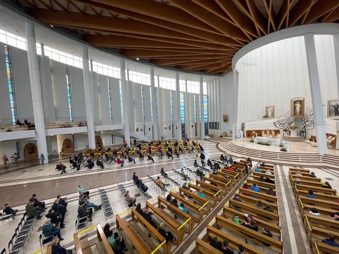 VI Śląska Pielgrzymka "Z Buta po Miłosierdzie"