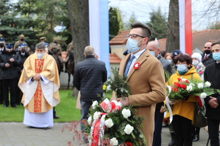 Uroczystość 40. rocznicy 3-majowej Mszy św. "Solidarności" w Andrychowie - 2021