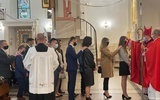 Bierzmowanie w kościele w Dąbrowie Tarnowskiej.