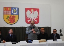 Członkiem Społecznego Komitetu jest ks. Tadeusz Isakowicz - Zaleski.