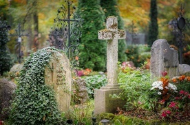 Australia: Władze nie przejmą katolickich cmentarzy